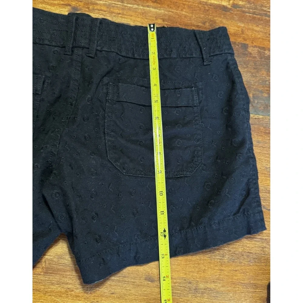 Old Navy Women's Shorts Chino's w‎ eyelet detail 100% Cotton Black Low-Rise 6
